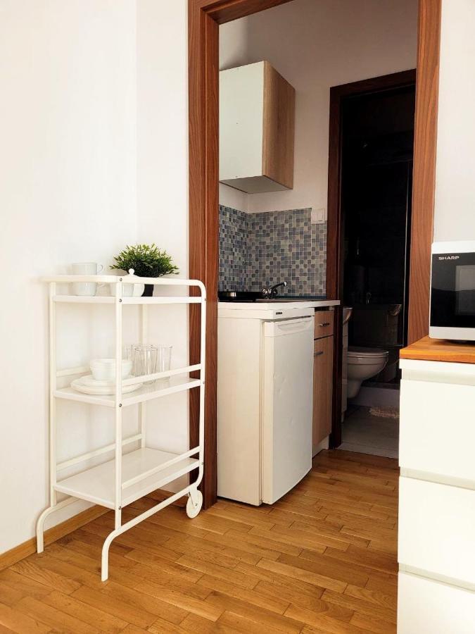 Przytulne Apartamenty W Centrum Warszawy Lok 2 Warsaw Exterior photo